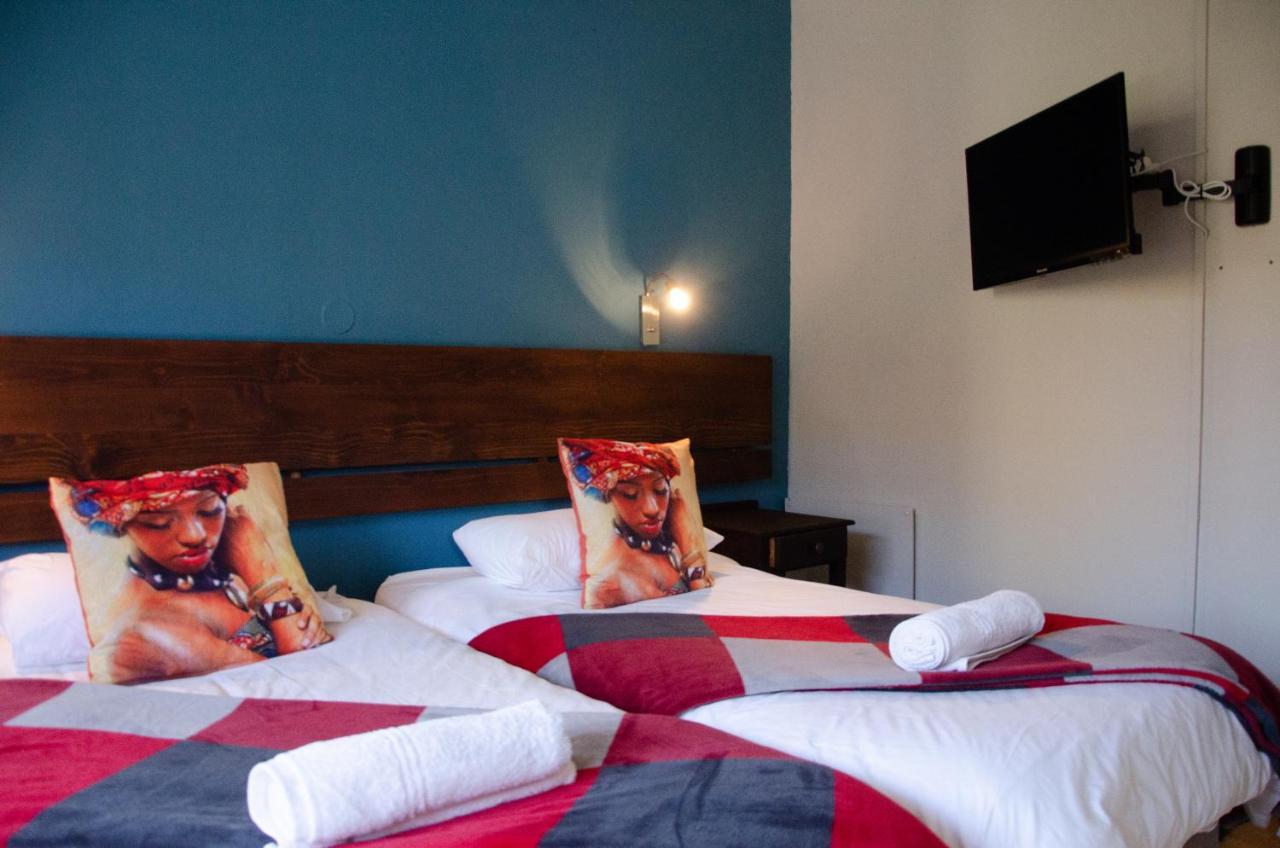 Desert Dew Guest House Hutchinson Экстерьер фото